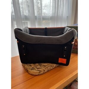 Sobol pet car safety seat, also a booster seat, small pets 2 small dogs works